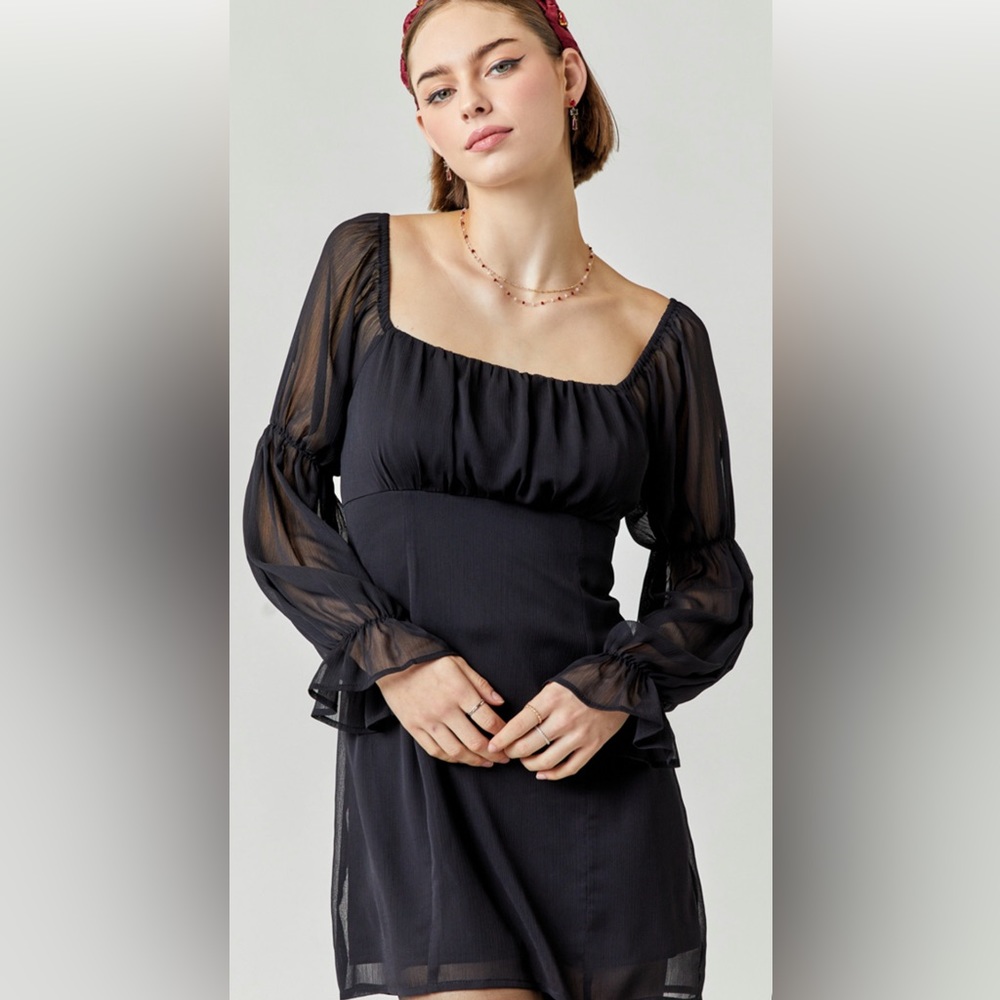 🌷New Francesca’s Josanna Juliet Sleeve Black  Mini Dress🌷